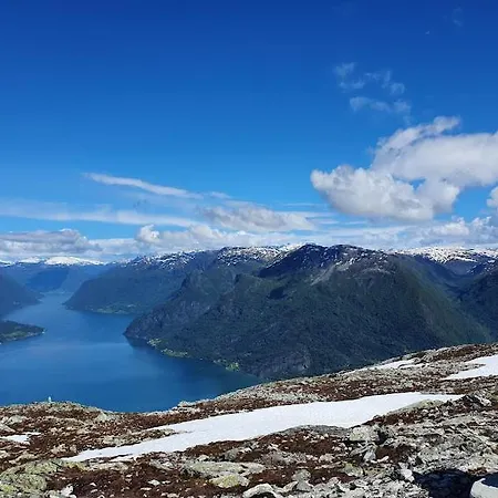 Molden 1 - Med Jacuzzi! Leilighet Luster Eksteriør bilde